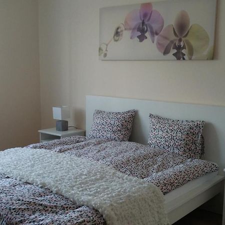 River Side Apartman Kalocsa Zewnętrze zdjęcie
